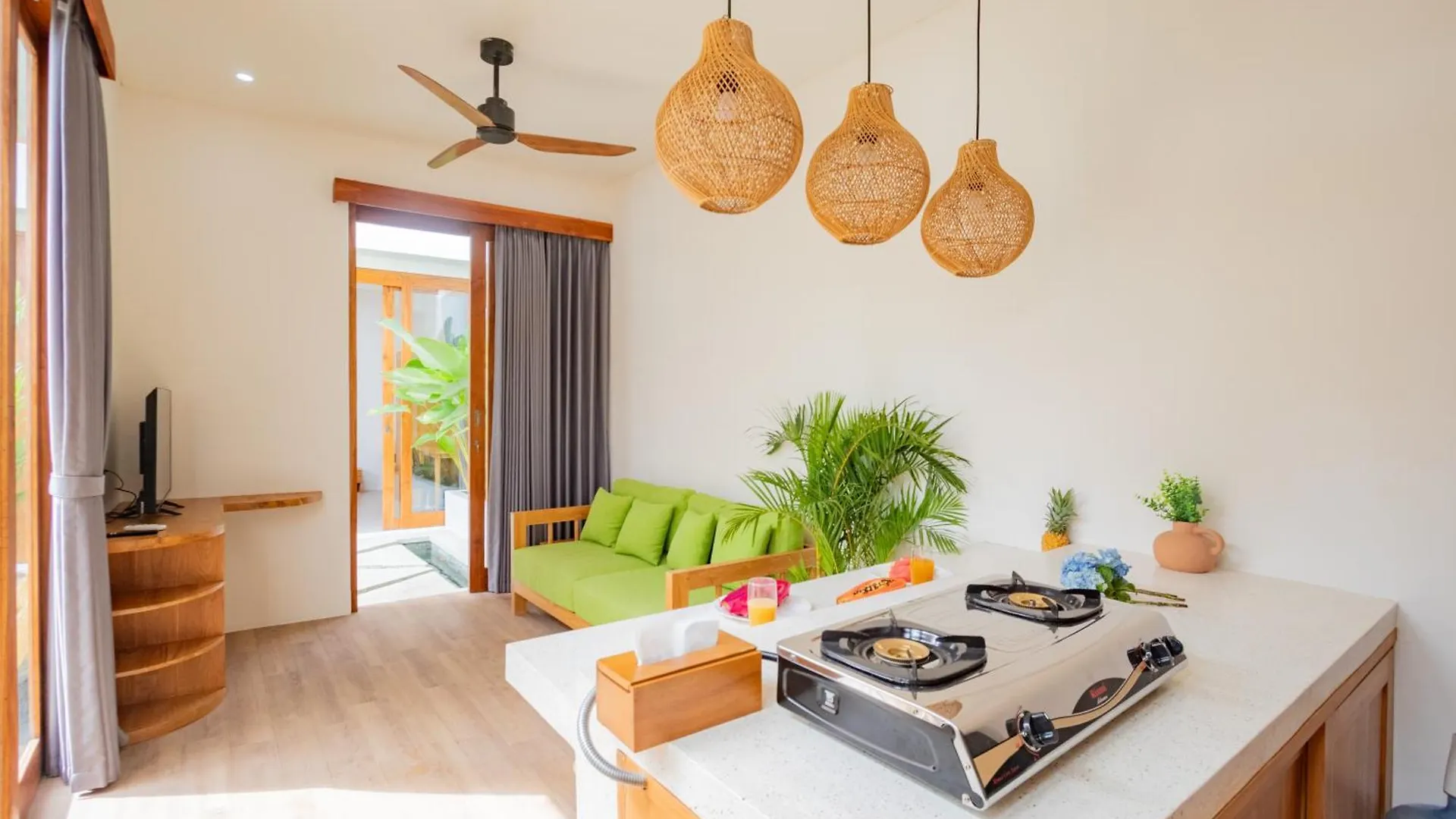 A15 - Private Villa In Seminyak - Big Pool - All New 0*, 세미냑